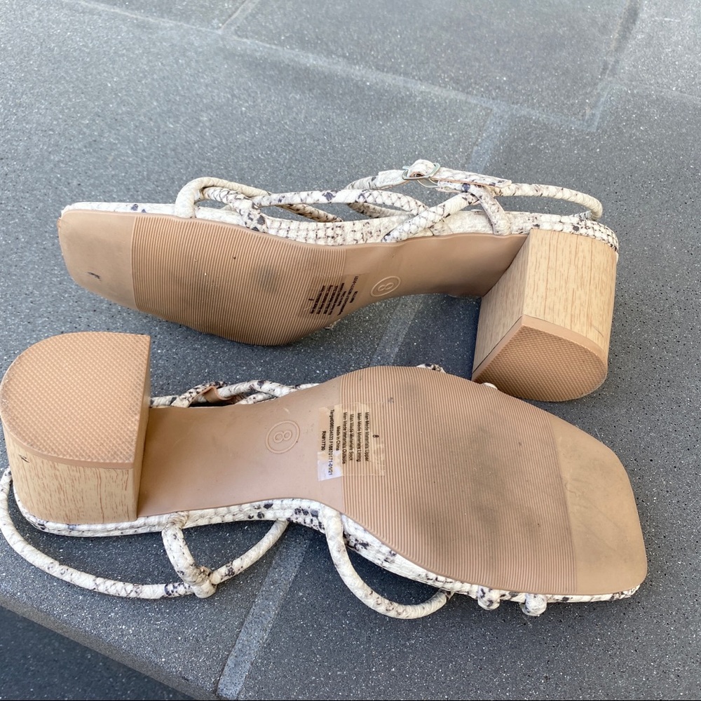A NEW DAY Strappy sandals heels block chunky heeled faux snakeskin print 8 heals - Picture 10 of 12